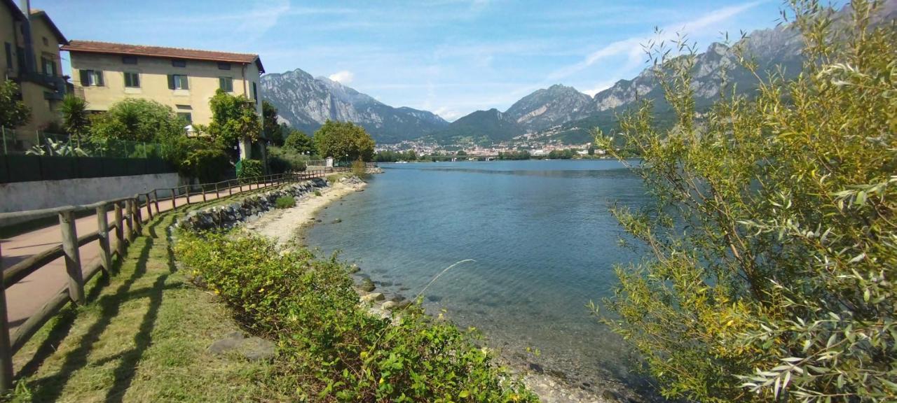 Vista Lago Lecco - Neiade Guest House Pescate ภายนอก รูปภาพ